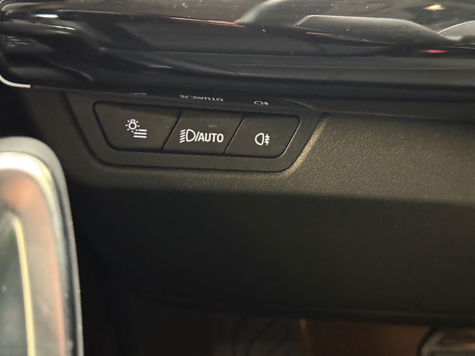 BMW X1 23d xDrive xLine - Samsaru's Car Outlet