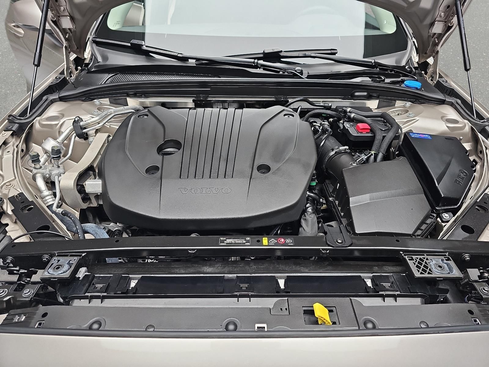 Volvo S60 B4 AUTO. CORE NAVI LED GOOGLE KAMERA LM17