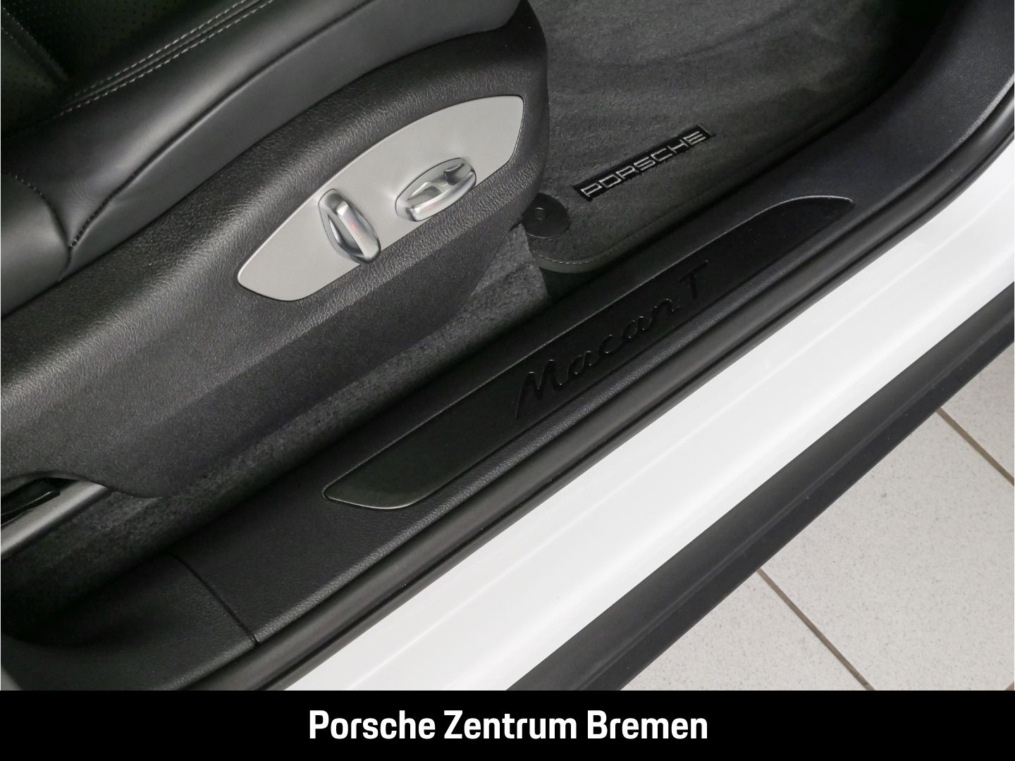 Porsche Macan T - Samsaru's Car Outlet