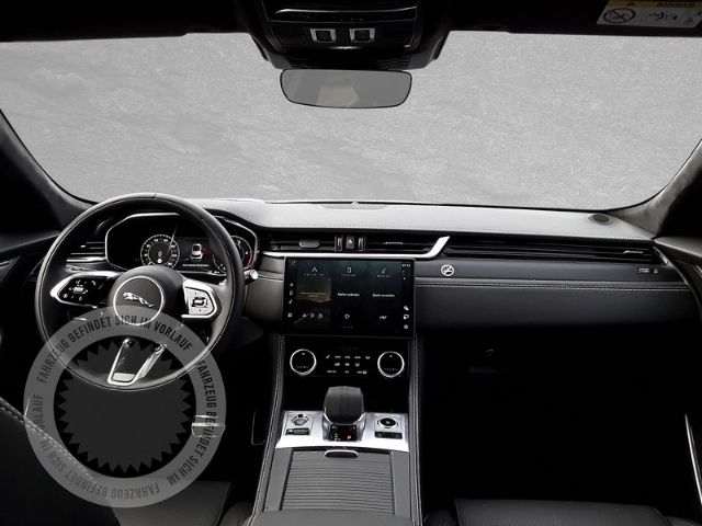 Jaguar F-Pace D300 R-Dynamic SE AHK HEAD-UP SD ACC WKP