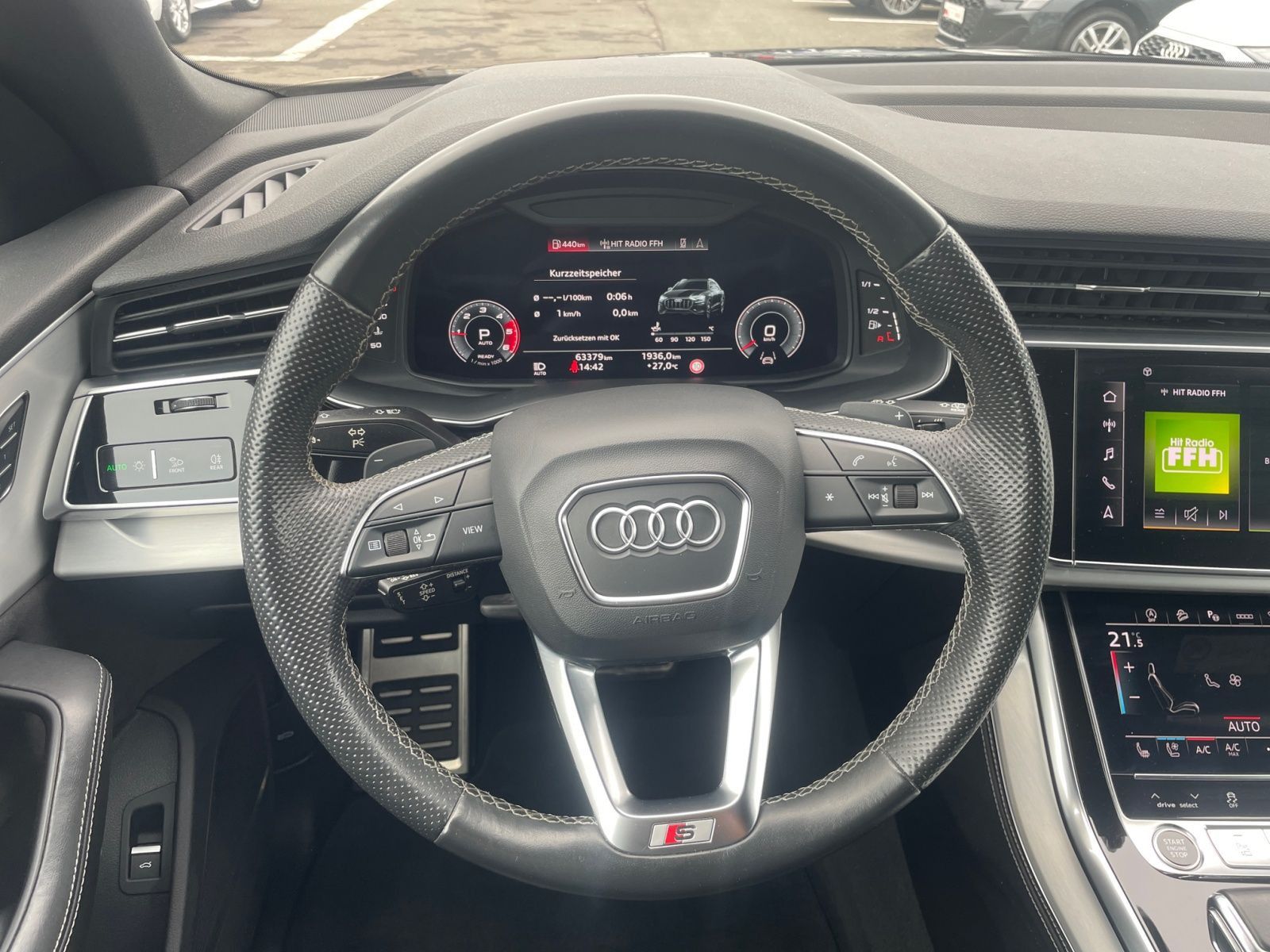 Audi Q8 50 TDI qu. tiptr. S line Pano B&O AHK HUD Sta