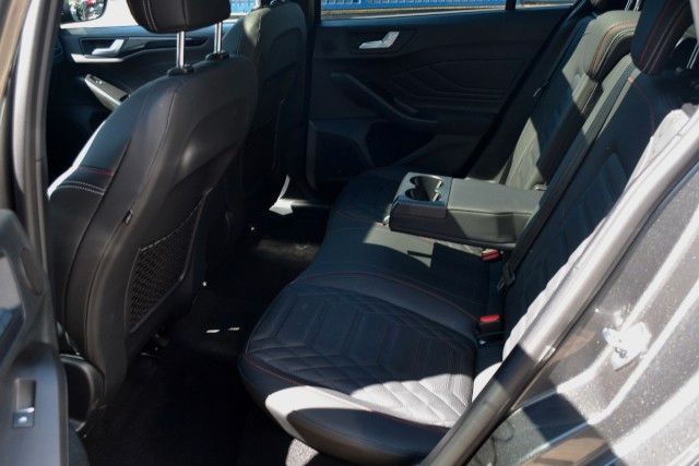 Ford Focus Turn ST-Line X Glasdach Kamera e.Heckklapp