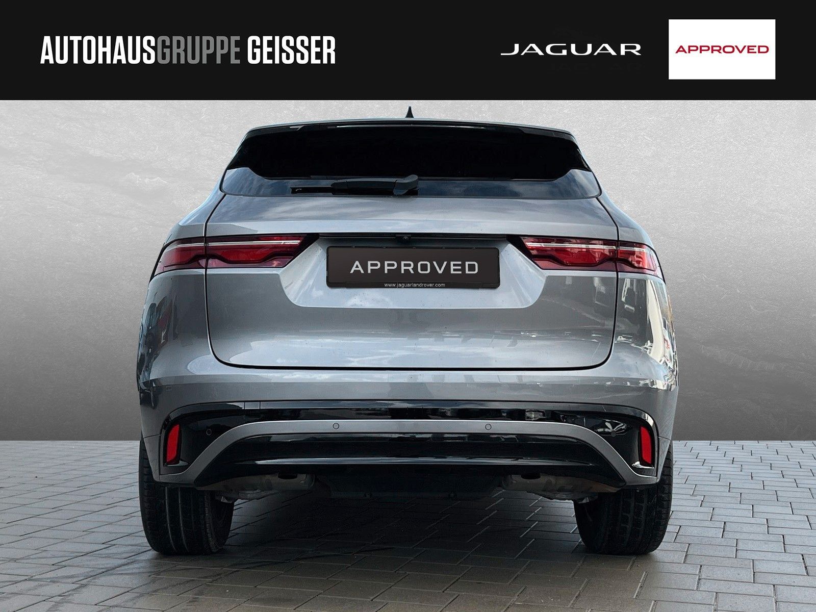 Jaguar F-Pace P250 R-DYNAMIC SE AWD ACC LED 20"