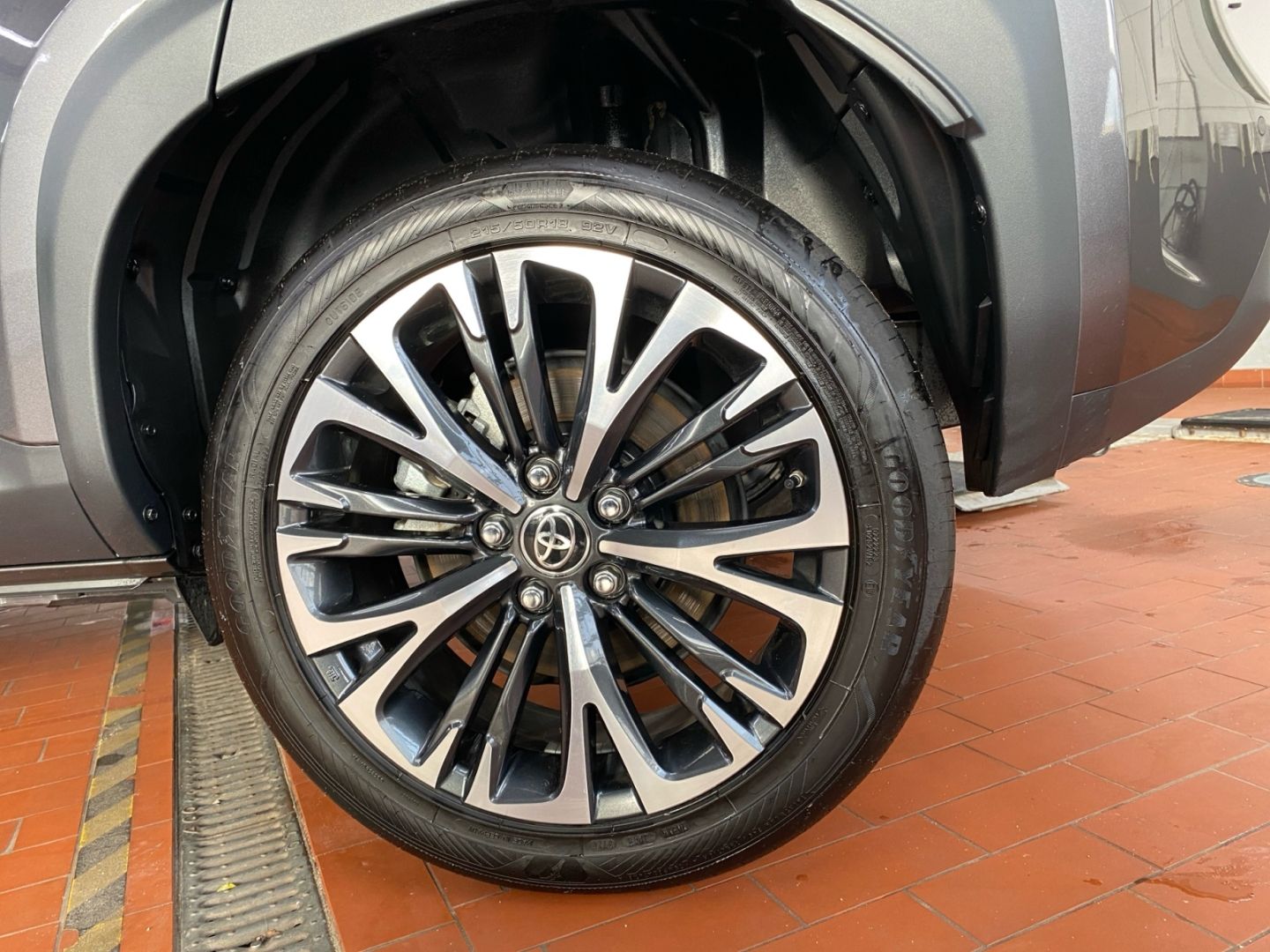 Toyota Yaris Cross Hybrid 130 1.5 Style+ *CAM*el Heck*