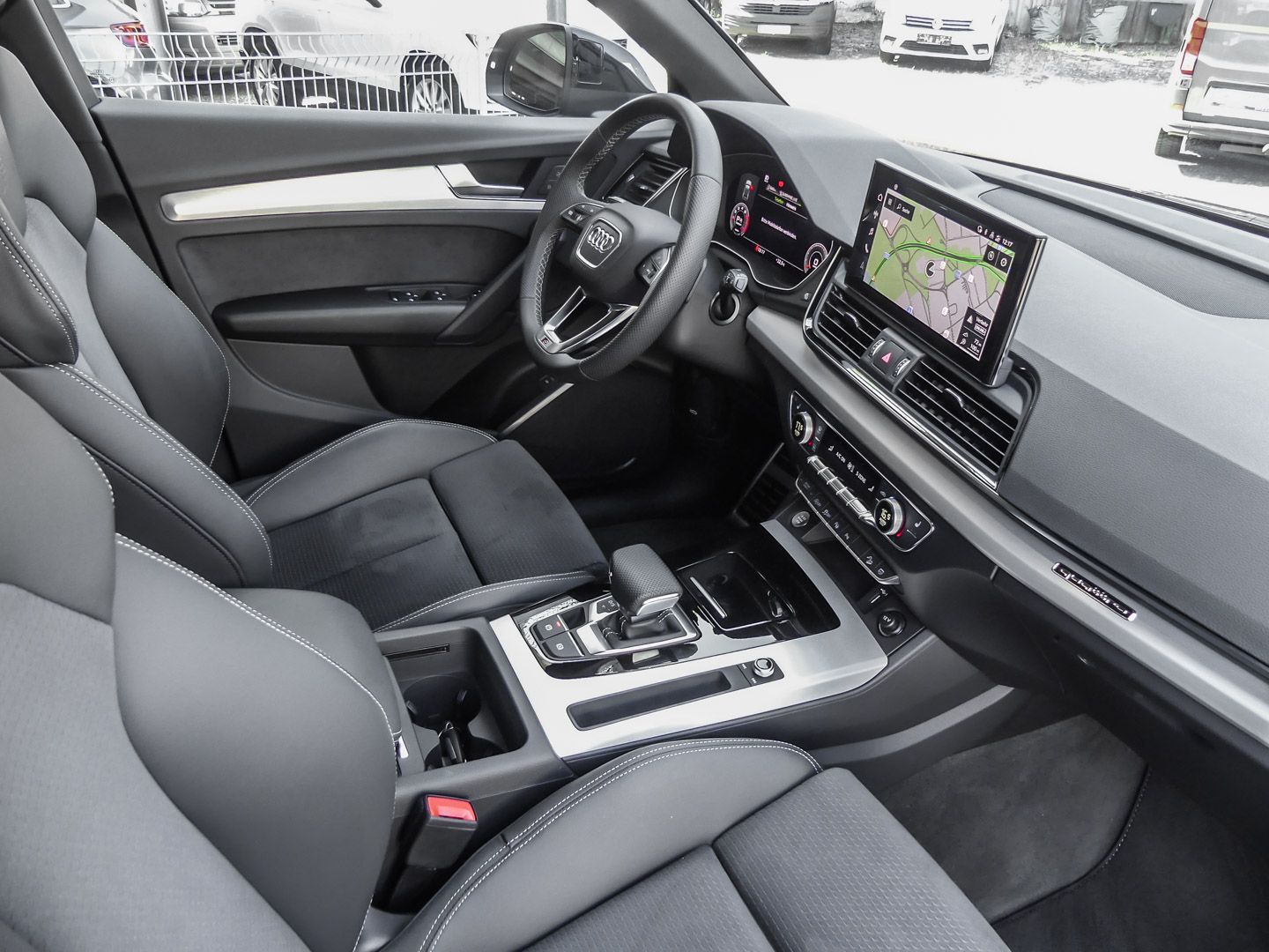 Audi Q5 Sportback S line 40 TFSI quattro S tronic - Samsaru's Car Outlet
