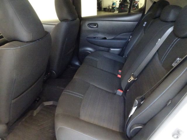 Nissan Leaf N-Connecta - Samsaru's Car Outlet
