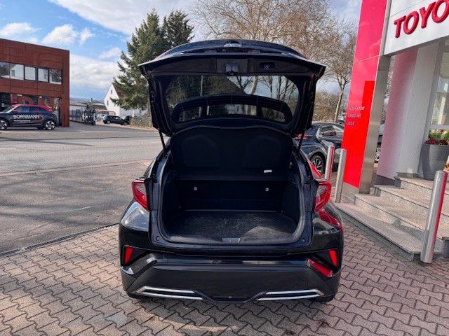 Toyota C-HR Hybrid - Samsaru's Car Outlet
