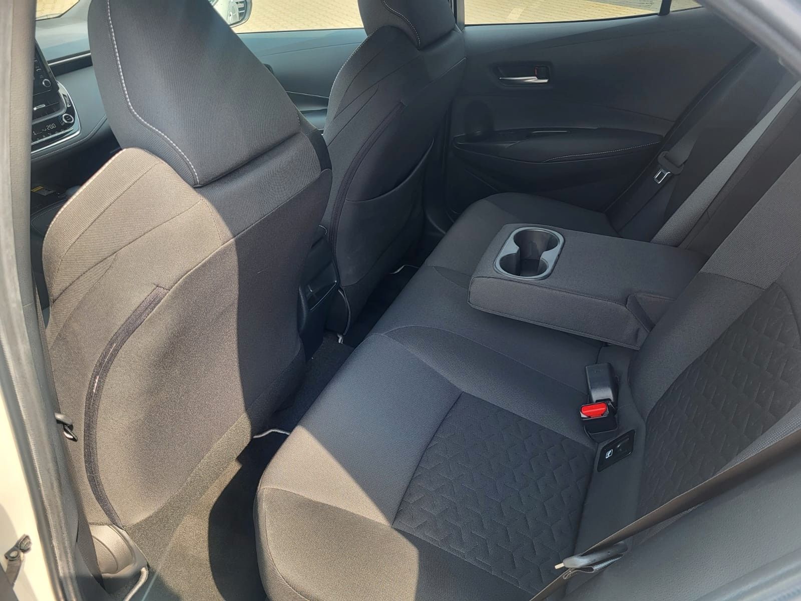 Toyota Corolla Hybrid Club - Samsaru's Car Outlet