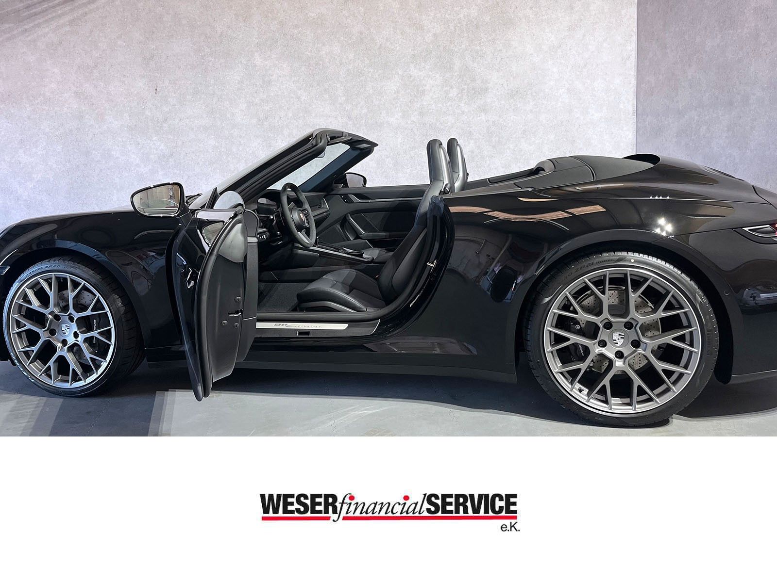 Porsche 911 992.2 Cabrio - Samsaru's Car Outlet