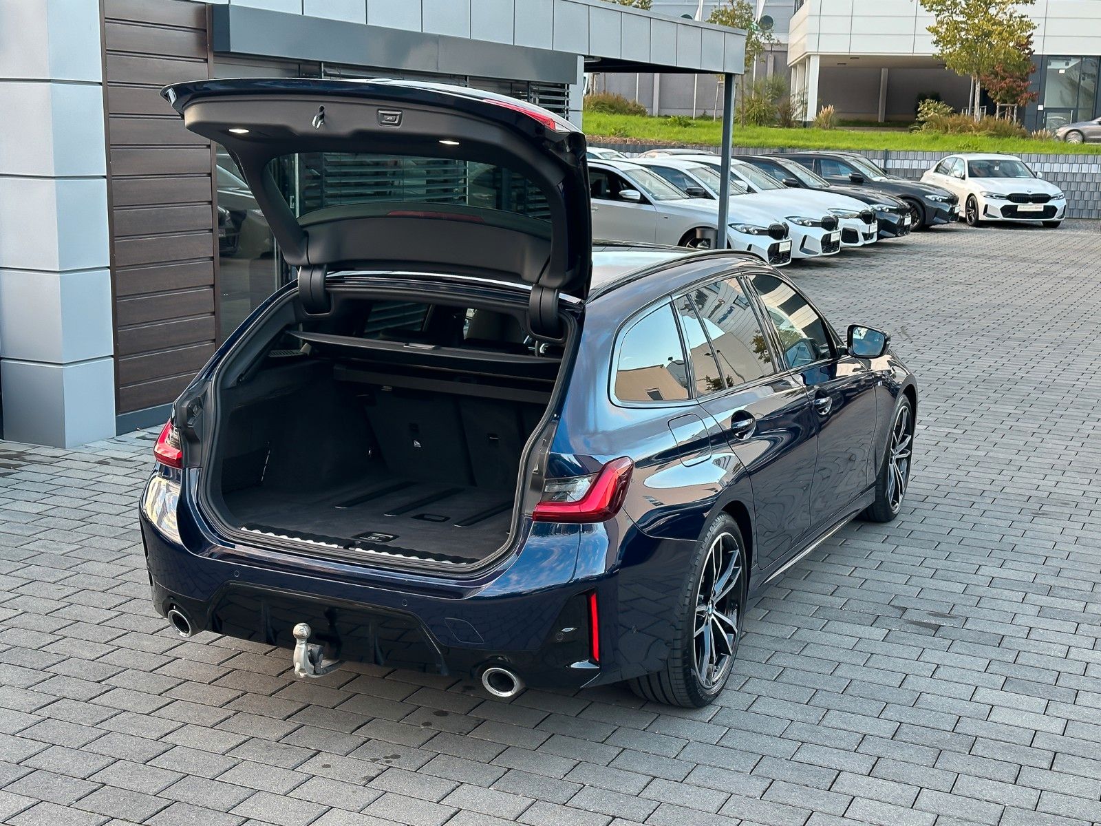 BMW 320d xD M Sport - Samsaru's Car Outlet