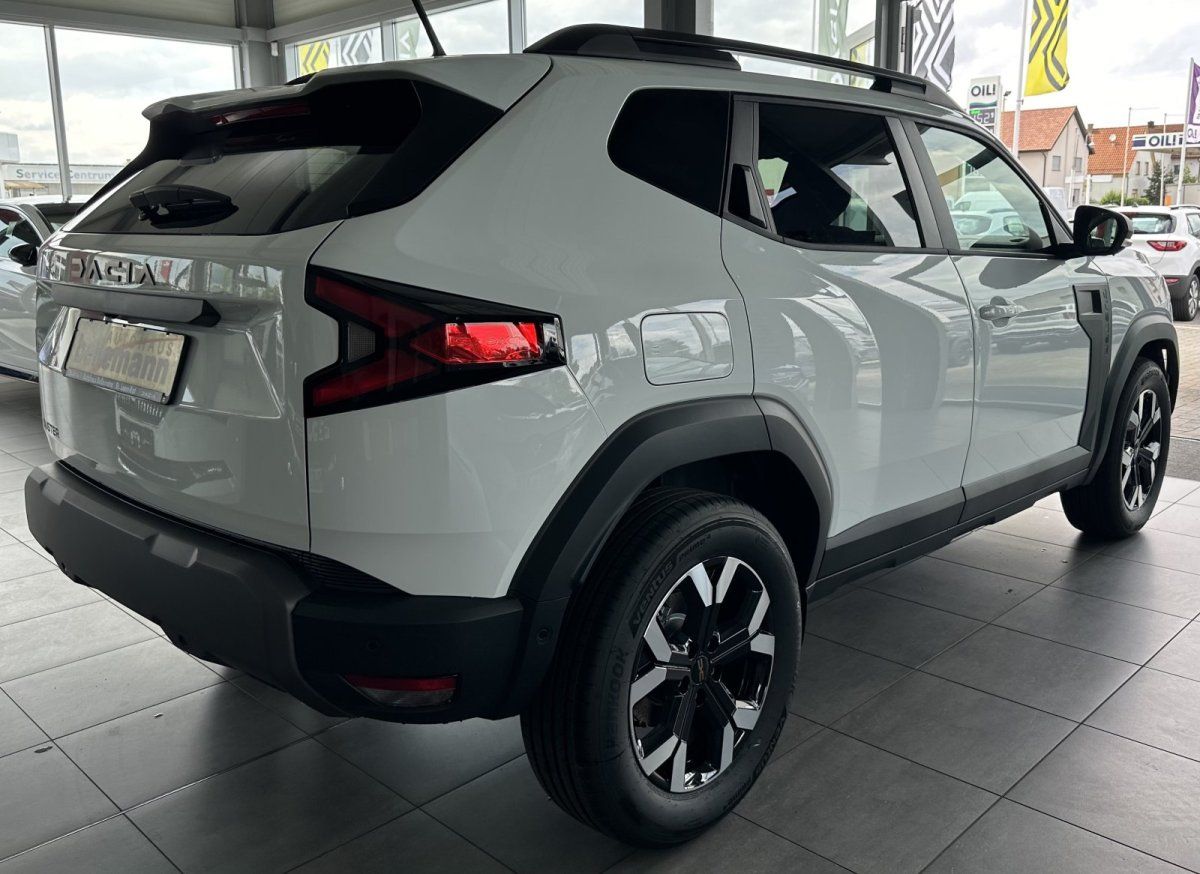 Dacia Duster III Extreme TCe 130 - Samsaru's Car Outlet