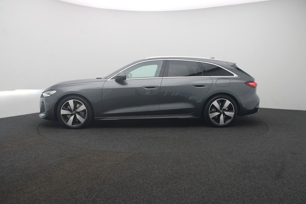 Audi A5 Avant e-hybrid quattro 299PS S line LED Navi