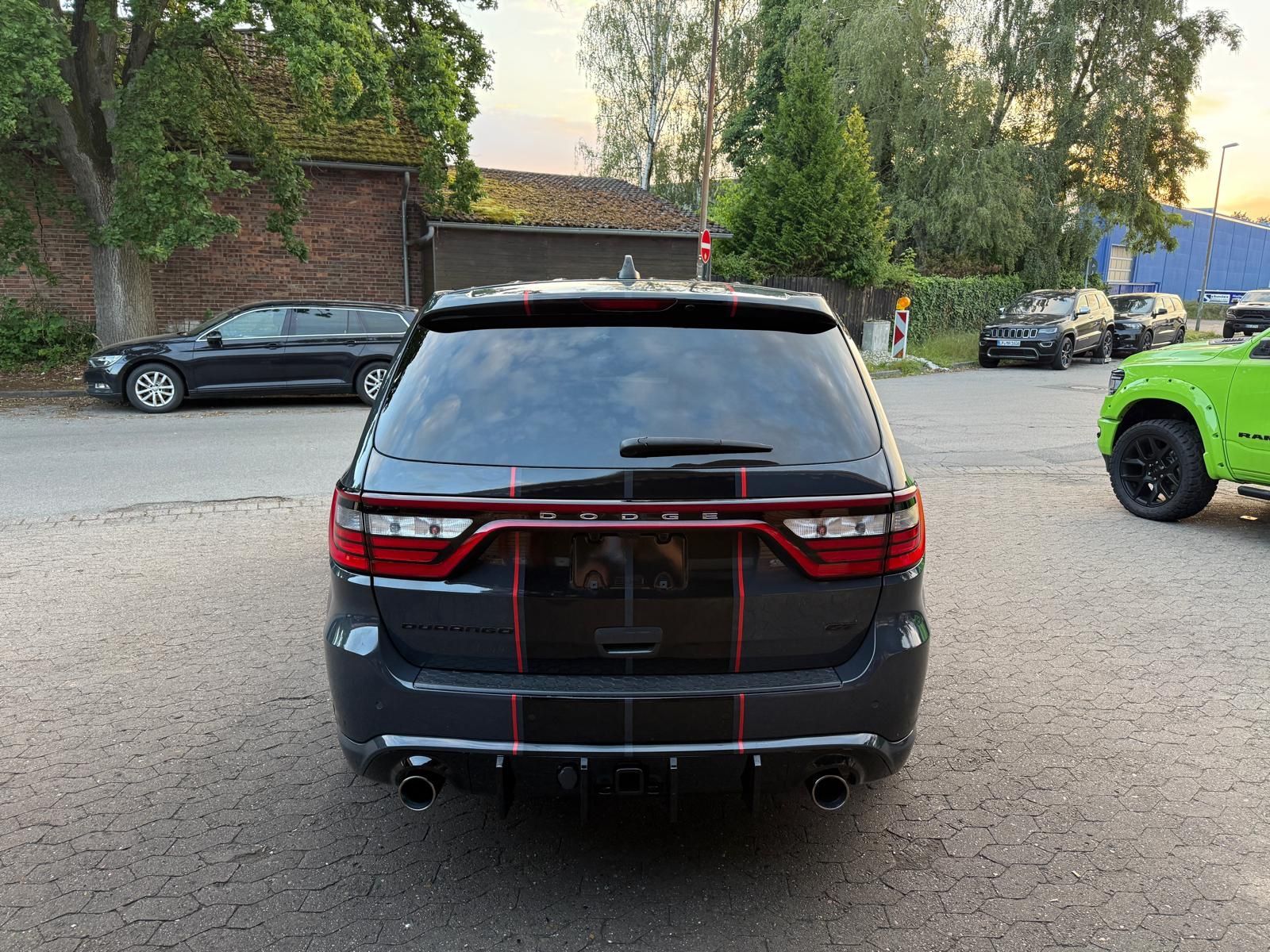 Dodge WIDEBODY*LPG NEU*V8*AHK*NAVI*GARANTIE*SERVICE NE
