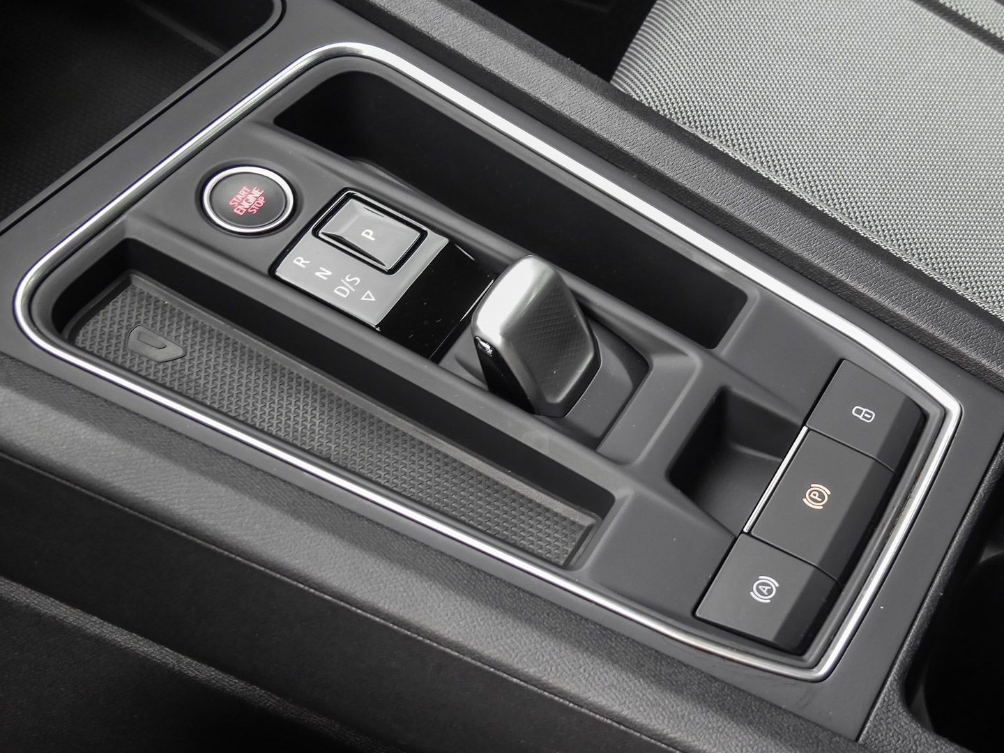 Seat Leon Sportstourer Style 1.0 eTSI DSG - Samsaru's Car Outlet
