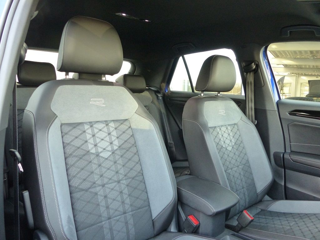 Volkswagen T-Roc 1.5 TSI DSG R-Line - Samsaru's Car Outlet