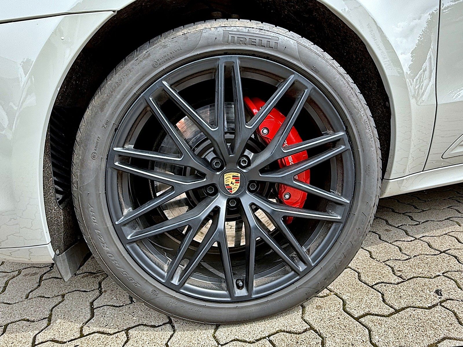 Porsche Macan GTS - Samsaru's Car Outlet