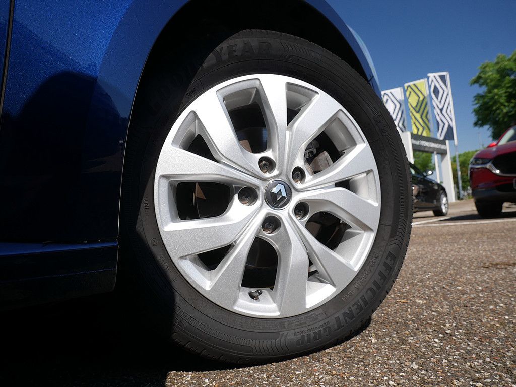 Renault Megane Grandtour TCe 140 EDC - Samsaru's Car Outlet