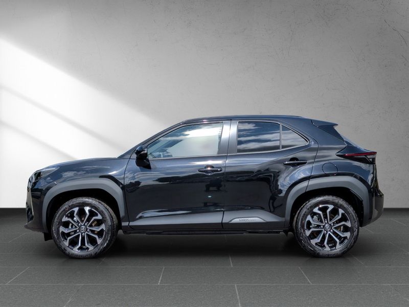 Toyota Yaris Cross 1.5 Hybrid Teamplayer *2xPDC*ACC*BLI