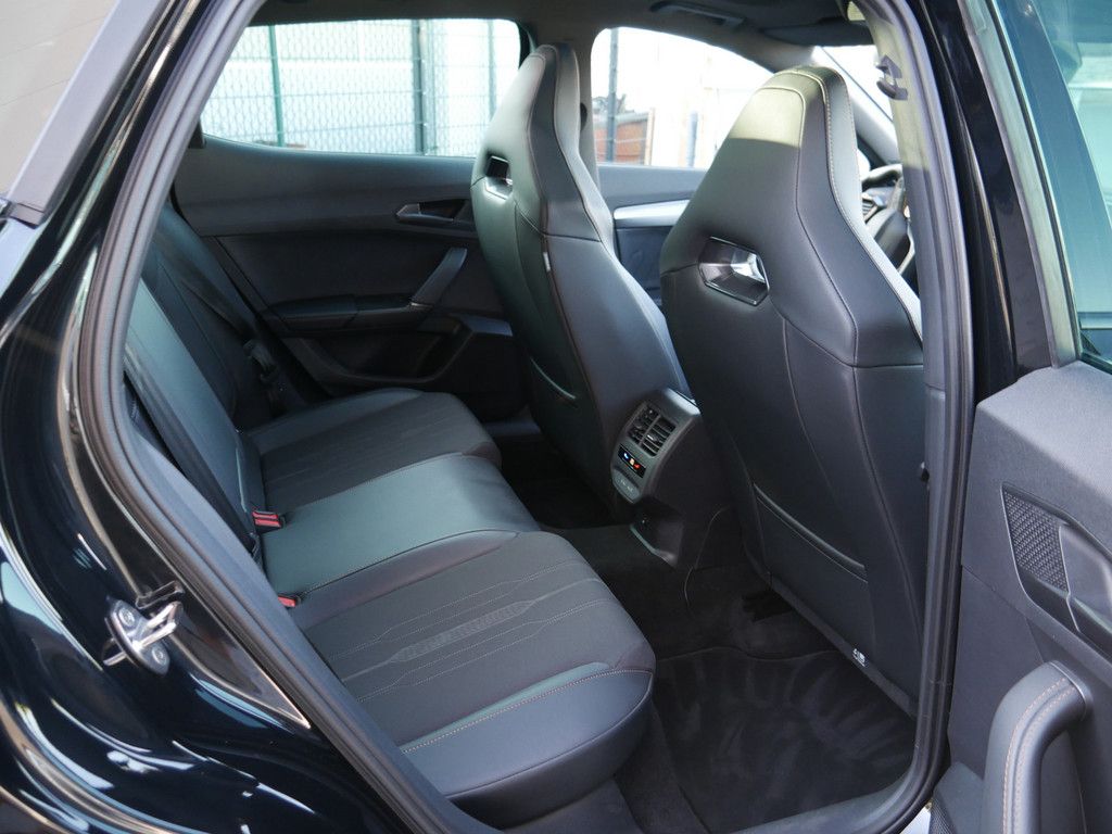 Cupra Formentor 2.0 TSI VZ NAVI AHK ACC LED PANO BEATS