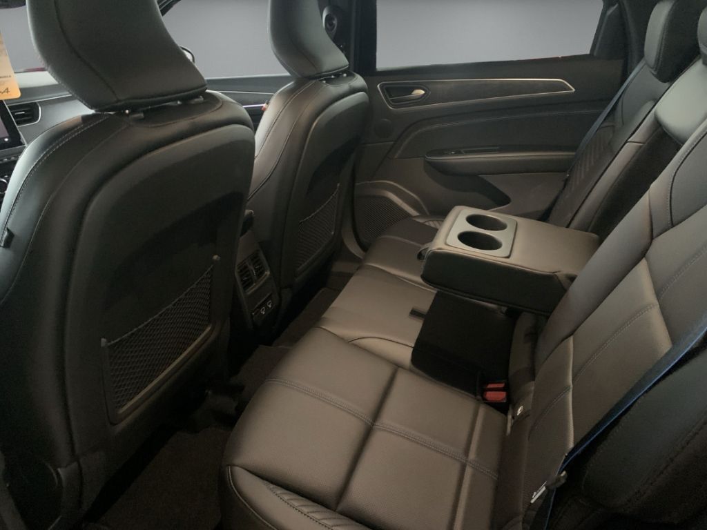 Renault Arkana Esprit Alpine 1.3 TCe 160 Mild-Hybrid - Samsaru's Car Outlet