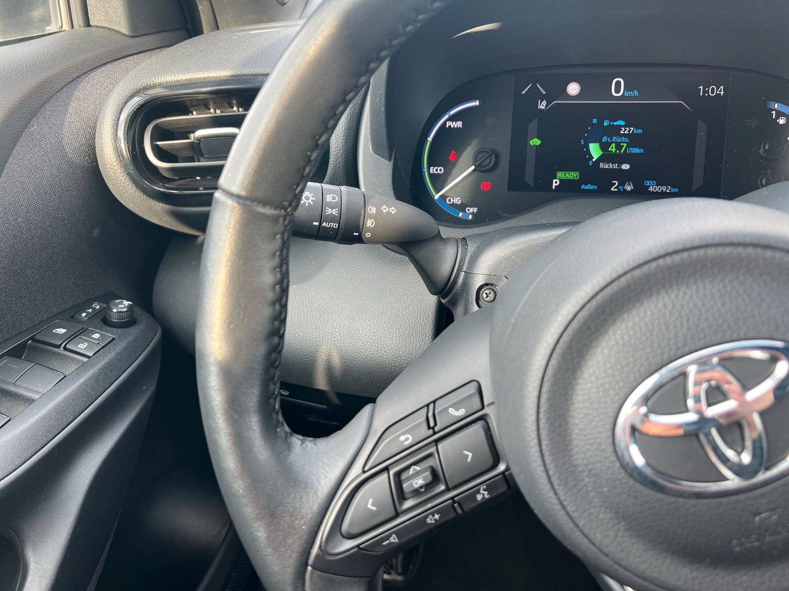 Toyota Yaris Cross 1.5 Hybrid Team D *SAFETY-P.*WINT