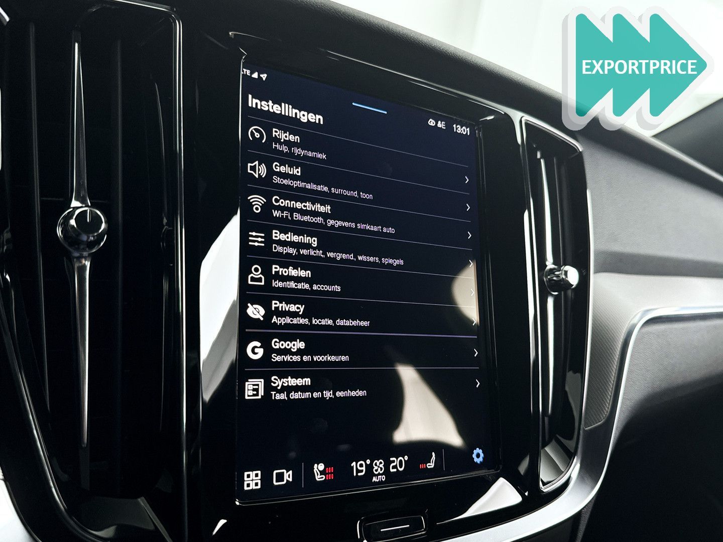 Volvo V60 T6 AWD Plus Dark | 360° kamera | Harman Kard