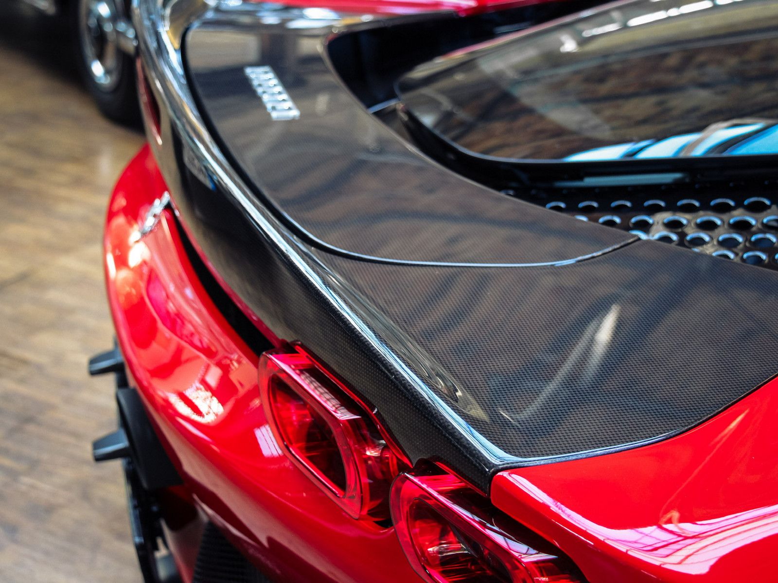 Ferrari SF90 Spider ASSETTO FIORANO - Samsaru's Car Outlet