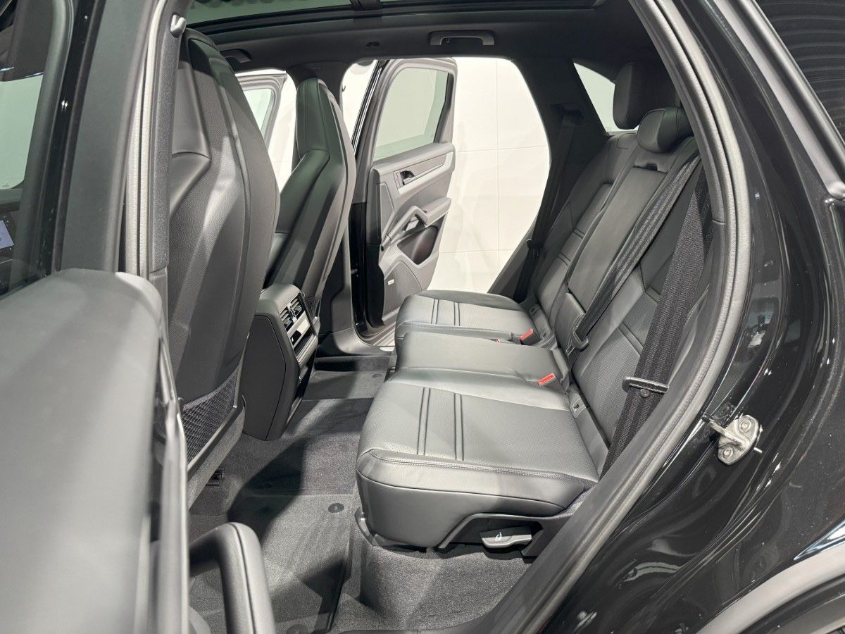 Porsche Cayenne E-Hybrid*MY26*SpDes*SpAbg*Pano*Luft*PASM