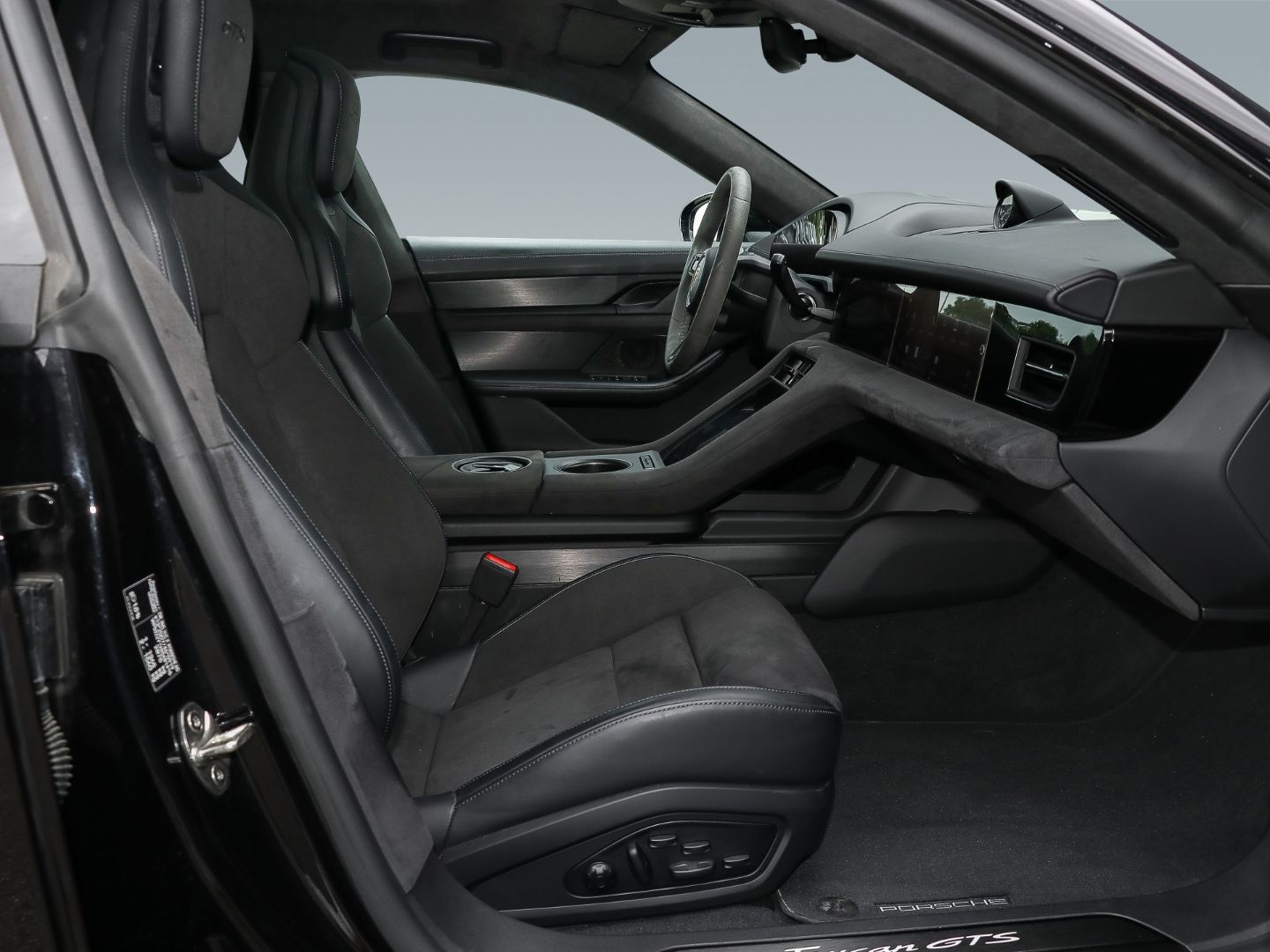 Porsche Taycan GTS Sport Turismo LED-Matrix Luftfederung