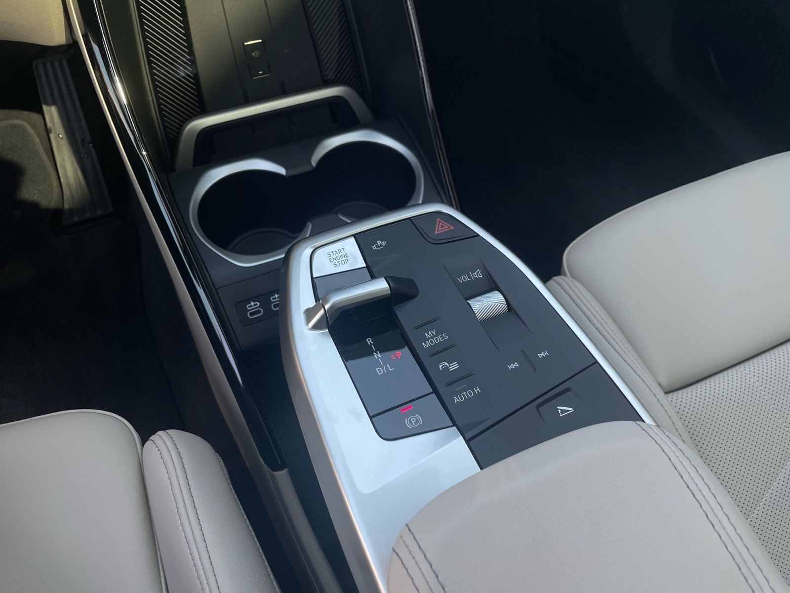 BMW X1 xDrive23d xLine || AHK ACC Pano Massage