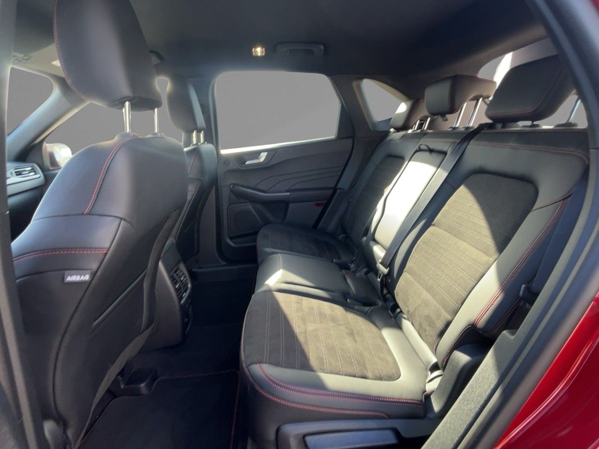 Ford KUGA ST-Line X - Samsaru's Car Outlet