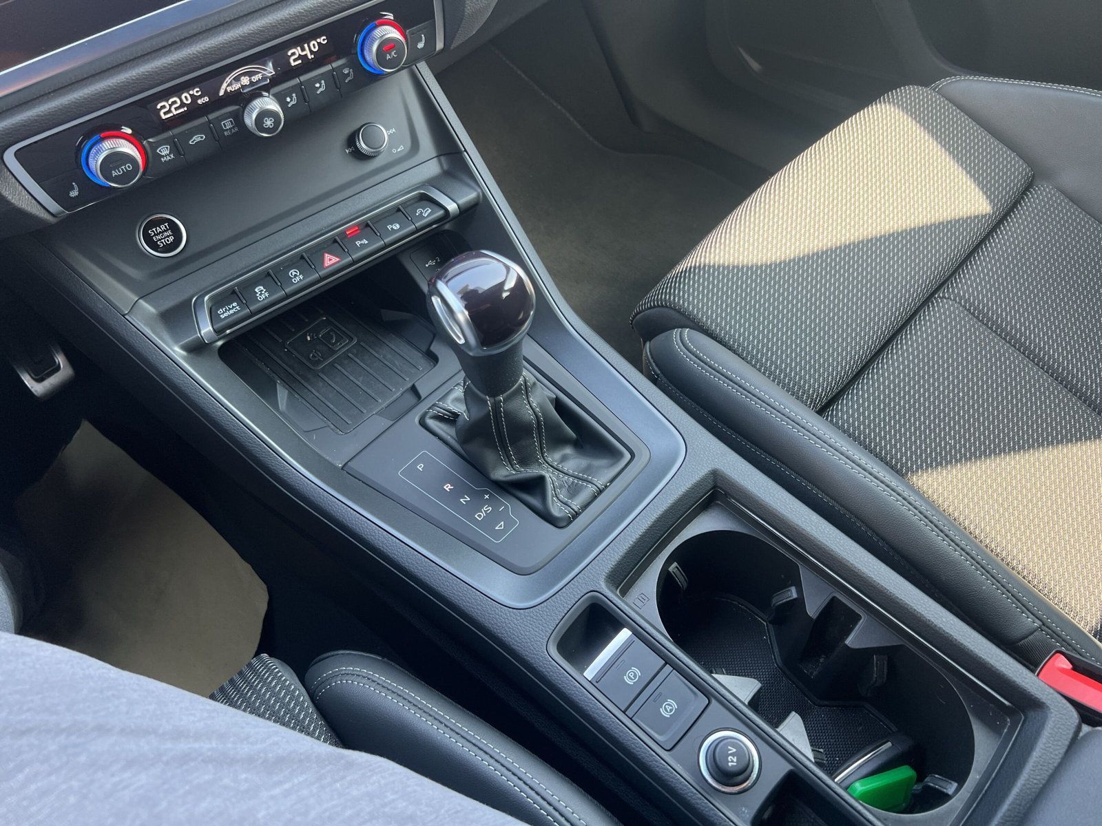 Audi Q3 Sportback S line 45TFSI quattro - Samsaru's Car Outlet