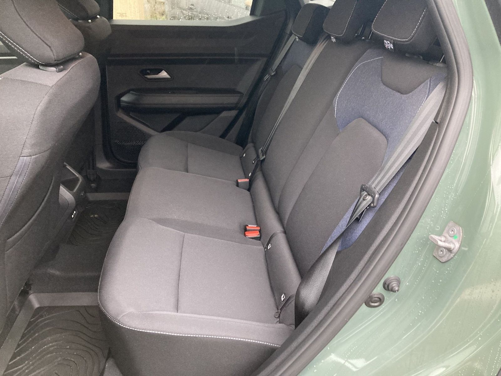 Dacia Duster Journey HYBRID - Samsaru's Car Outlet