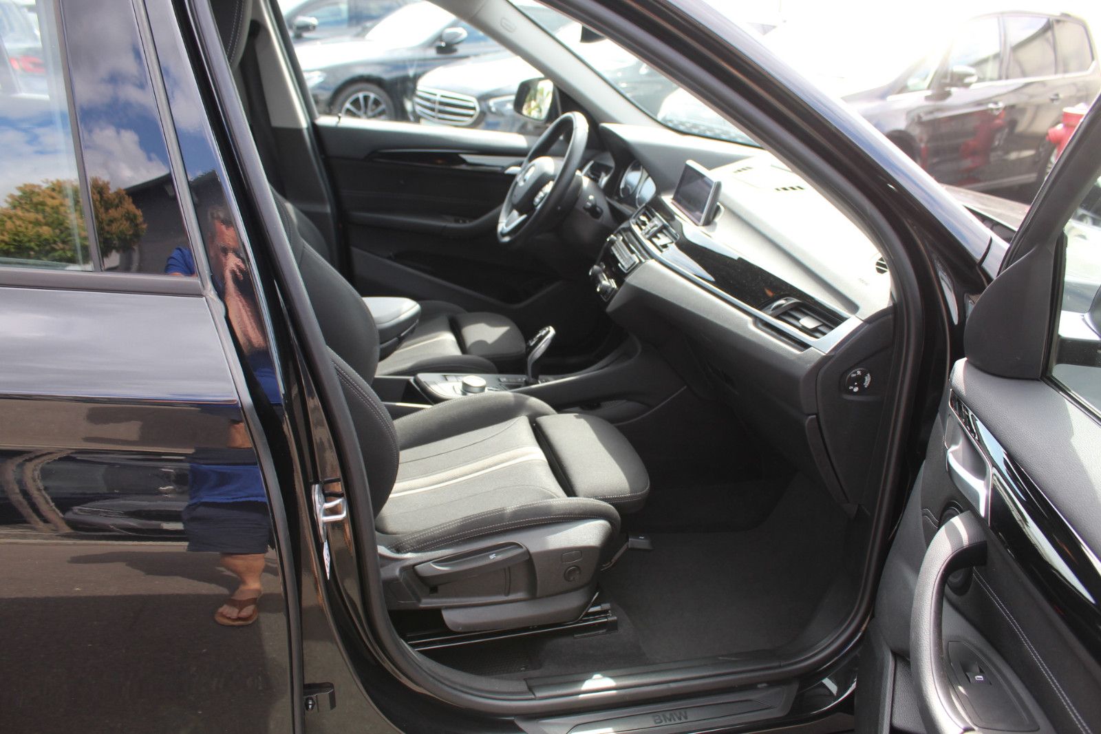 BMW X1 xDrive 20d Advantage - Samsaru's Car Outlet