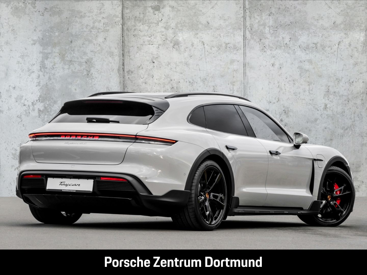 Porsche Taycan 4S Cross Turismo Head-Up Surround-View