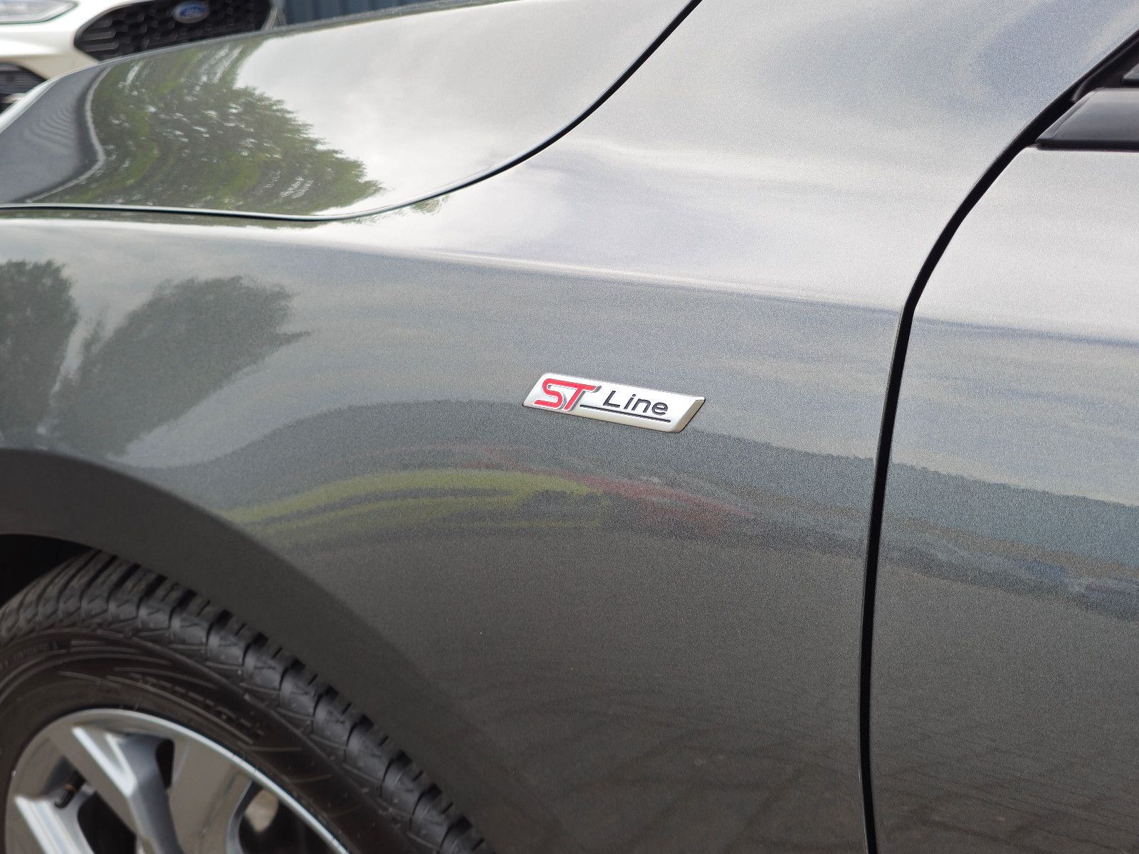 Ford Focus Turnier ST-Line Kamera Keyless Automat ACC