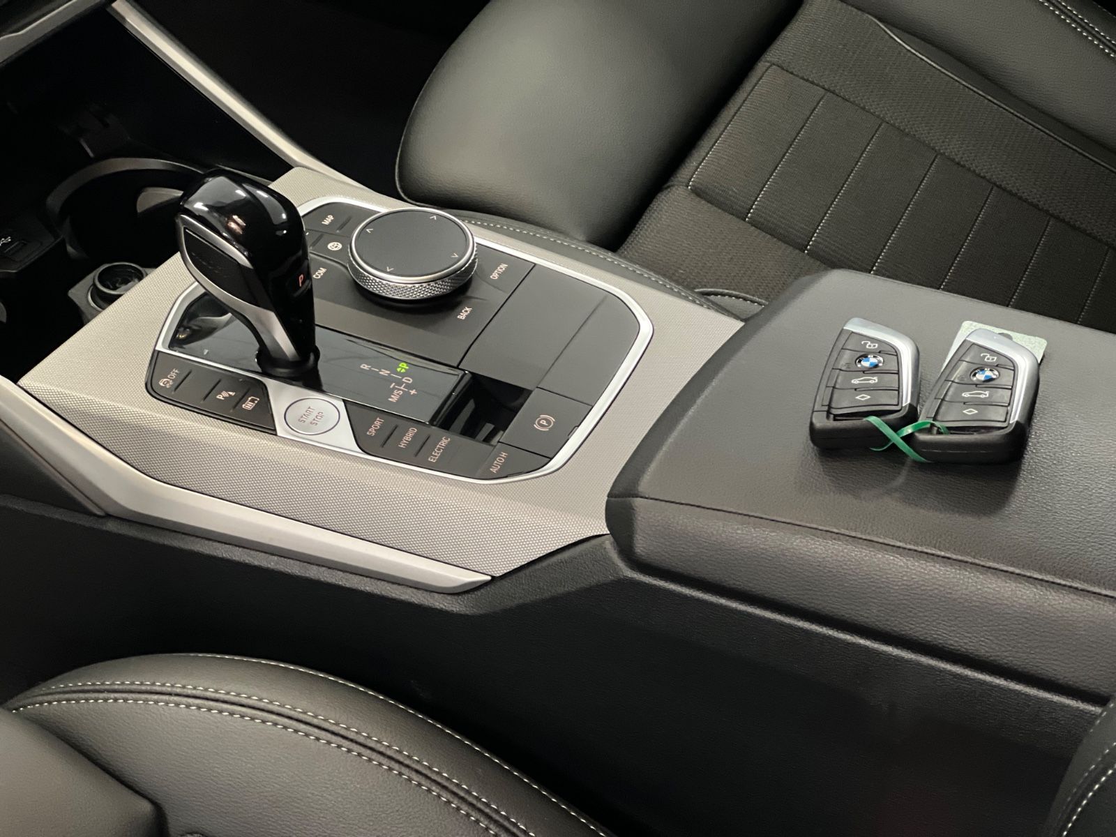 BMW 320e Advantage Aut - Samsaru's Car Outlet