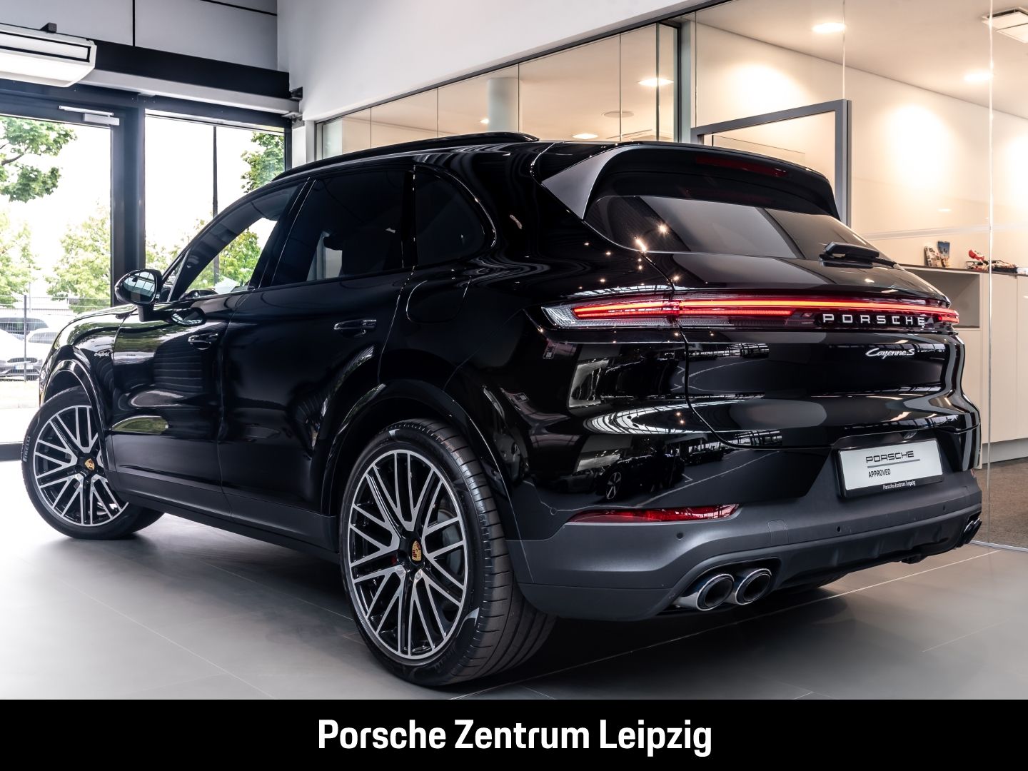 Porsche Cayenne S E-Hybrid Massage Sportabgas Inno HUD