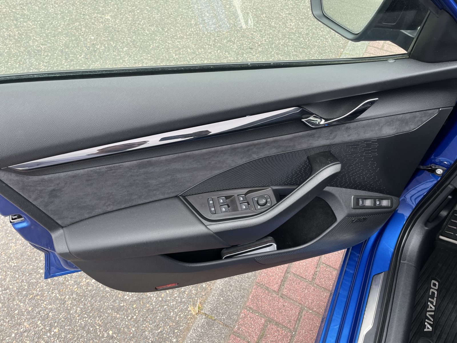 Skoda Octavia Combi RS 1.4 TSI iV Navi LED GRA Sitzhzg