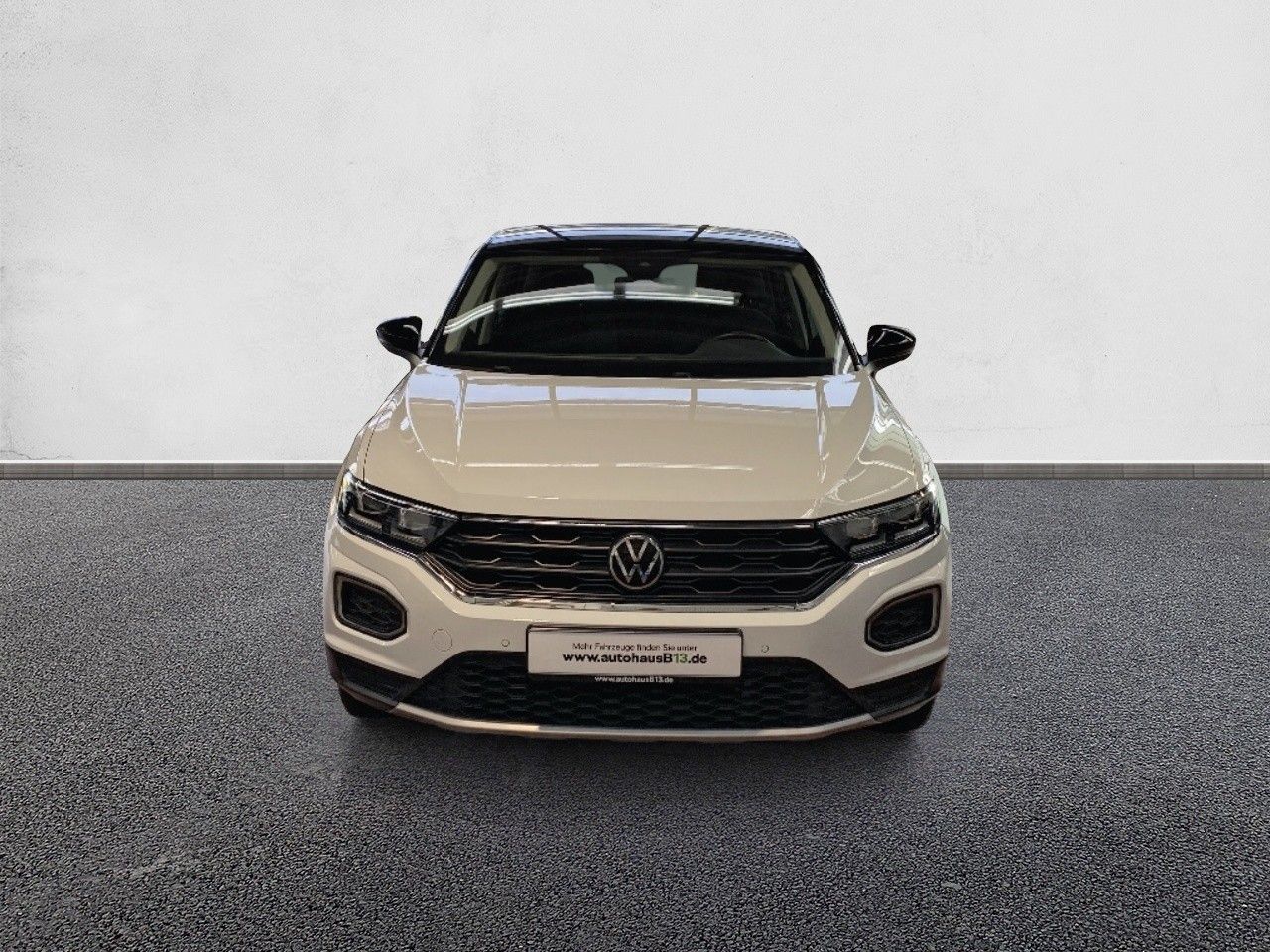 Volkswagen T-Roc Style - Samsaru's Car Outlet