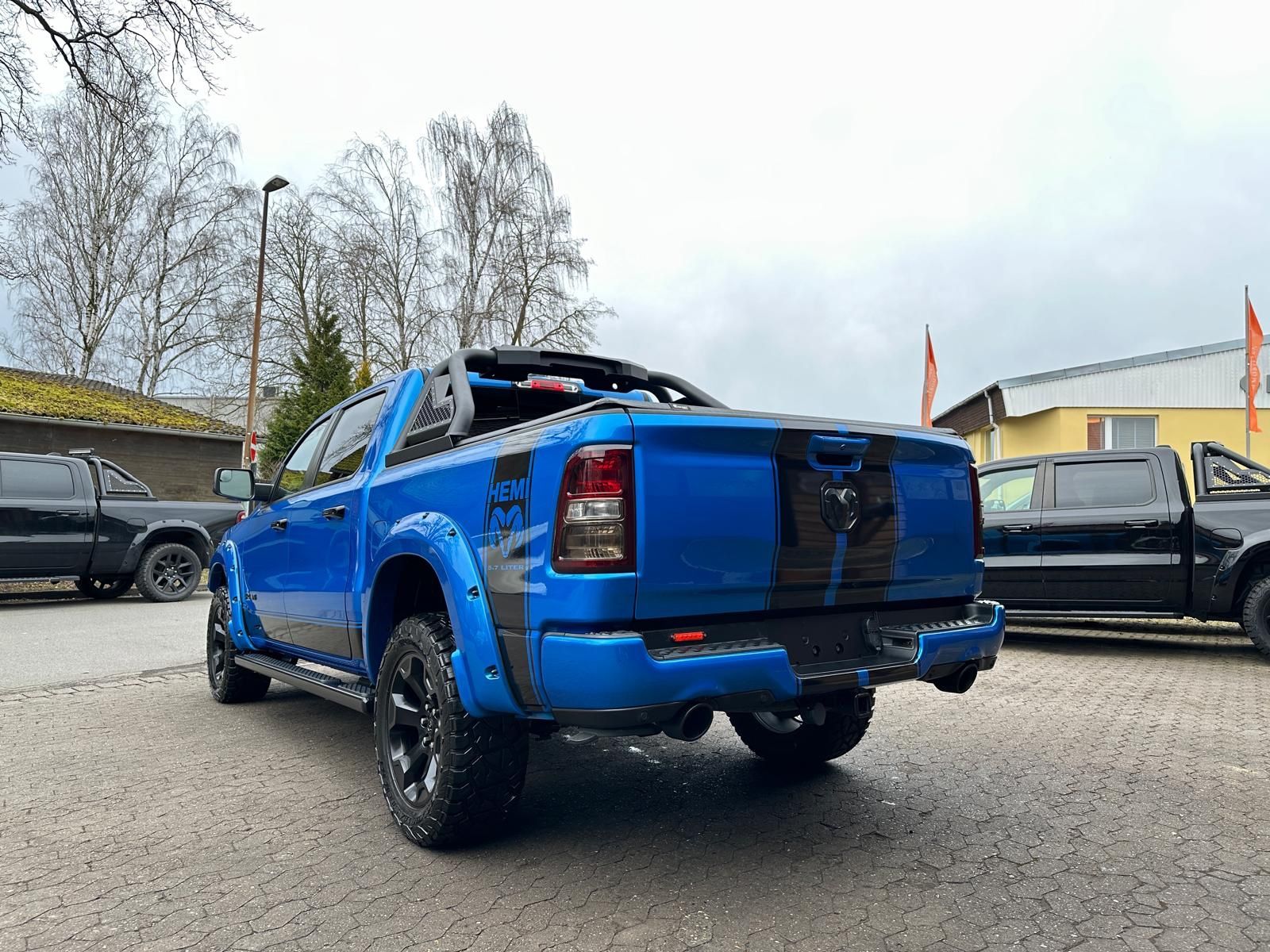 Dodge 5.7 V8*LPG*LIFT*BÜGEL*OFFROAD*AHK*NAVI*GARANTIE