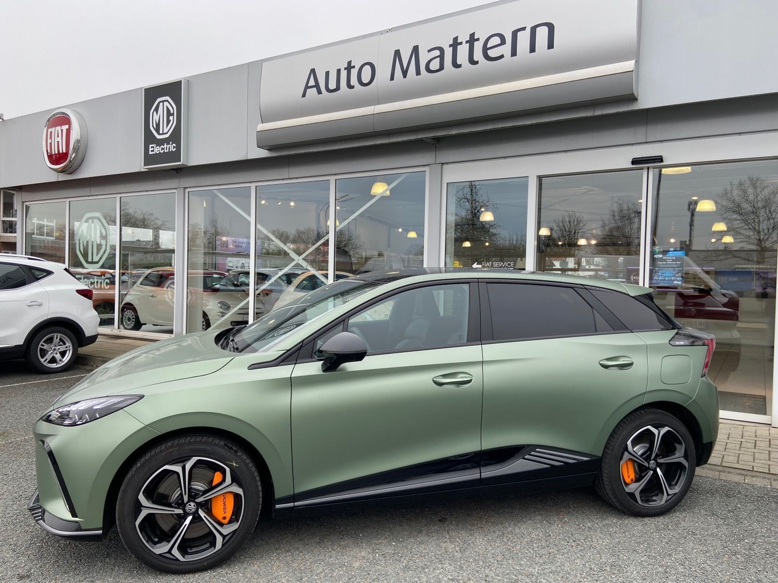 MG4 X-Power 64 kWh LED Allrad 3,8S/100 Km/h