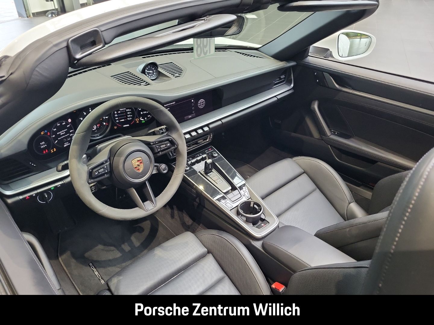 Porsche 992 911 Carrera 4S Cabriolet Hinterachslenkung