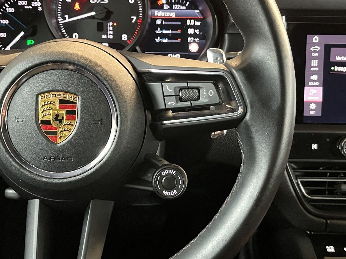 Porsche GTS V6 TURBO - Samsaru's Car Outlet