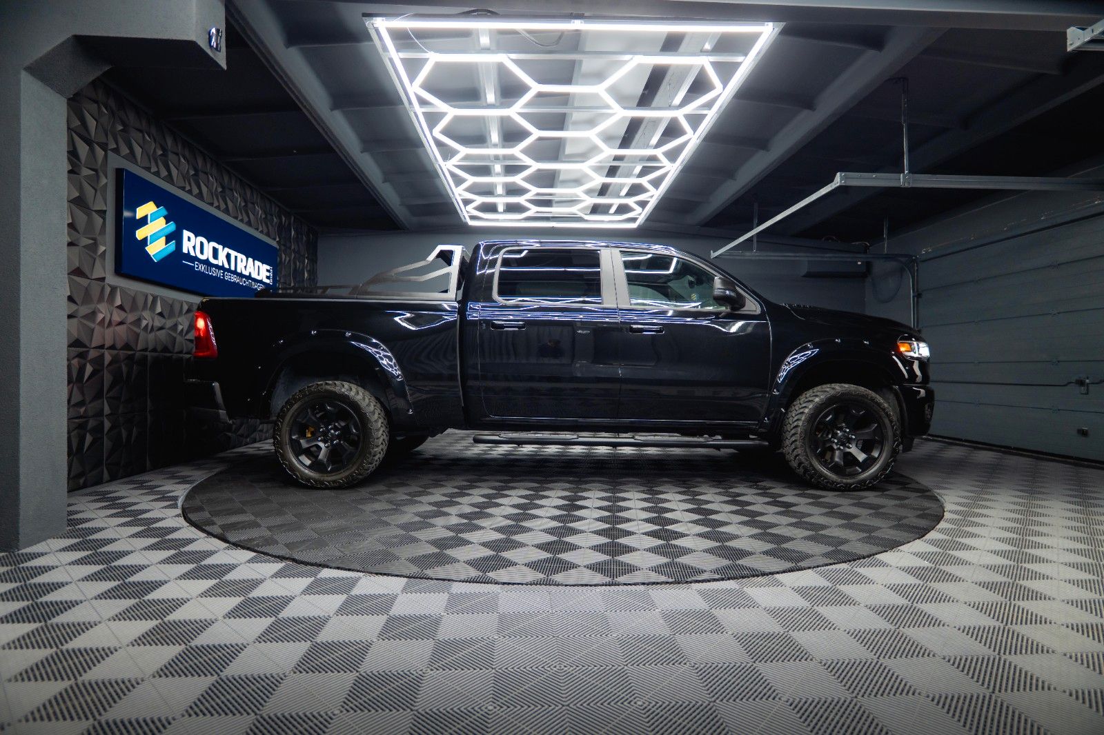Dodge RAM 3.0 MY 25 TWIN TURBO Offroad Night ACC 19%