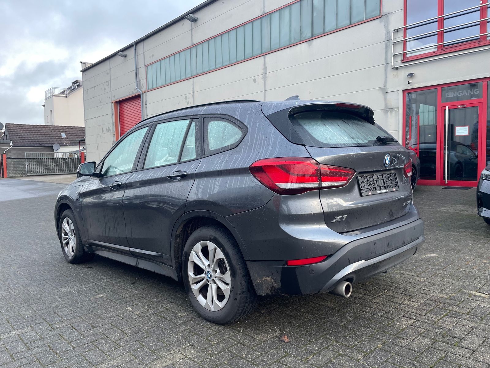 BMW X1 xDrive 25 e Advantage - Samsaru's Car Outlet