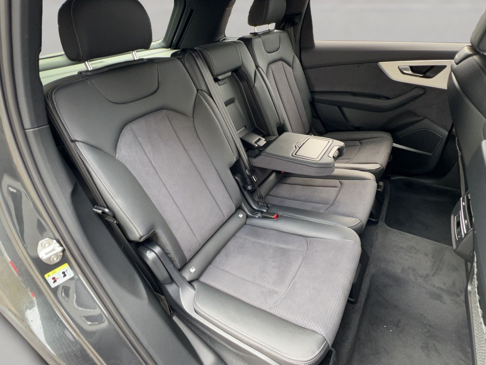 Audi Q7 SUV S line 55 TFSI e quattro 290 kW tiptronic