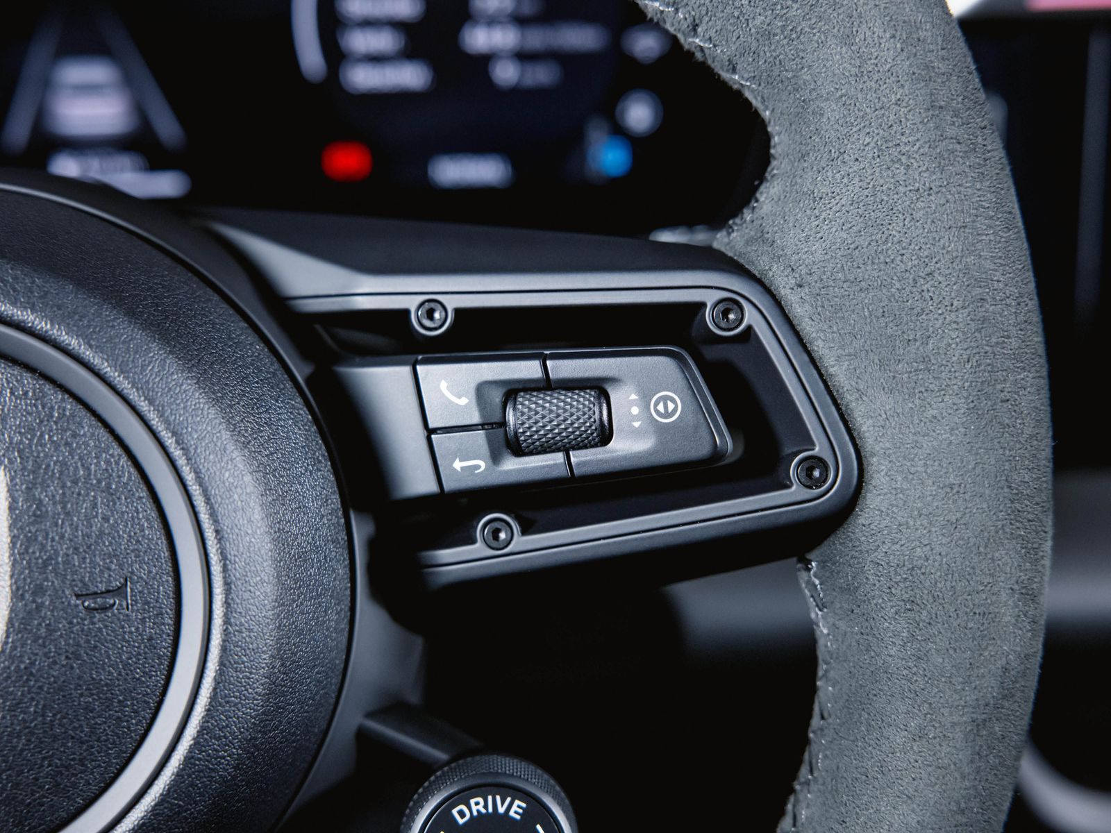 Porsche Macan 4 Electric - Samsaru's Car Outlet