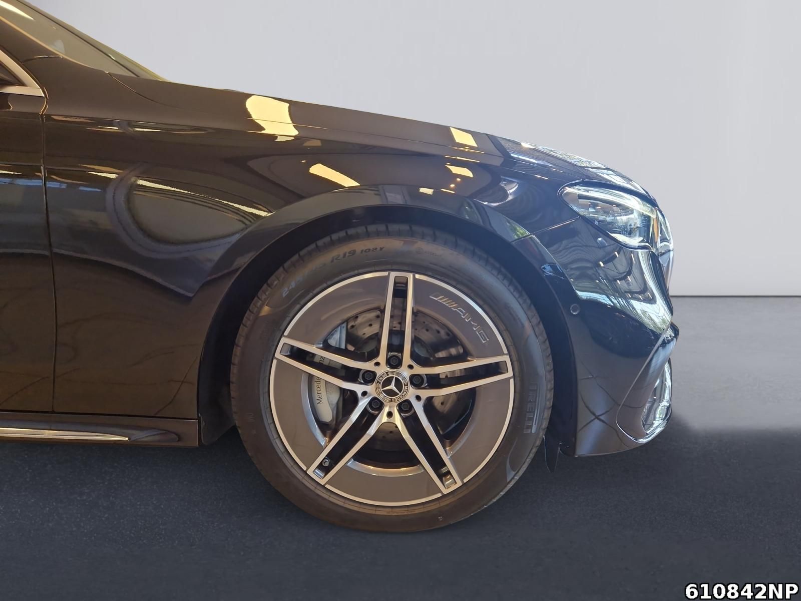 Mercedes-Benz E 450 d T 4M AMG Pano AHK Sitzklima DIGITAL-L