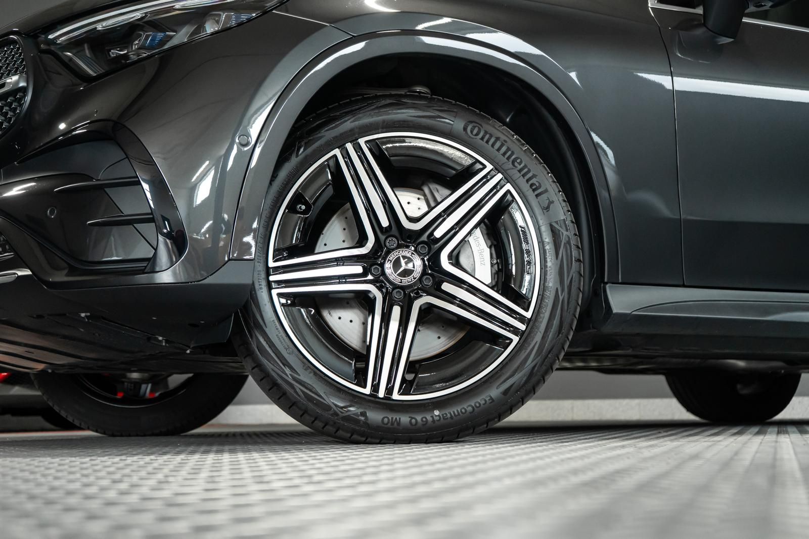 Mercedes-Benz GLC 300d 4M Edition AMG Line AHK SHZ PANO SOUND